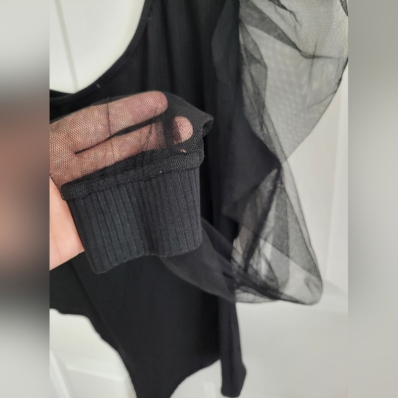 NWT ee:some Sheer One-Shoulder Black Bodysuit Size Medium - Picture 9 of 9